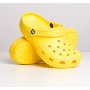 Crocs Classic Clog Roomy Fit Lemon Yellow 10001-7C1 Size 5Y Youth Kids New